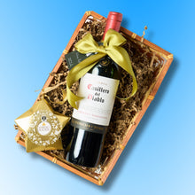 Cargar imagen en el visor de la galería, Regalo Canasta y Vino