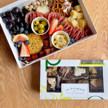 Cargar imagen en el visor de la galería, Regalo de Box Gourmet de Quesos y Caja de Brownies