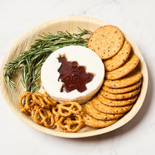 Cargar imagen en el visor de la galería, Christmas Brie