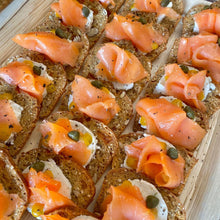 Cargar imagen en el visor de la galería, Crostinis - Platón Grande