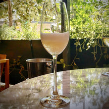 Cargar imagen en el visor de la galería, Vino Espumoso Baron Maxime - regalo