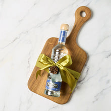 Cargar imagen en el visor de la galería, Regalo Tabla de Parota y Vino