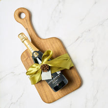 Cargar imagen en el visor de la galería, Regalo Tabla de Parota y Vino
