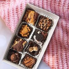 Cargar imagen en el visor de la galería, Caja de Brownies La Divinata