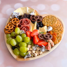 Cargar imagen en el visor de la galería, La Tabla de Queso Gourmet en Corazón