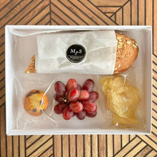 Cargar imagen en el visor de la galería, Baguette Pan Tomate Box Lunch Gourmet - Pack 12 piezas