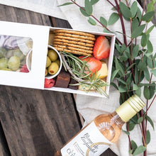 Cargar imagen en el visor de la galería, Regalo Box de Quesos Gourmet