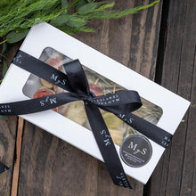 Cargar imagen en el visor de la galería, Box de Bocaditos y Crostini