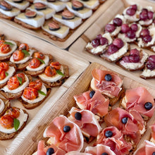 Cargar imagen en el visor de la galería, Mini Box de Crostinis