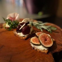 Cargar imagen en el visor de la galería, Box de Crostinis