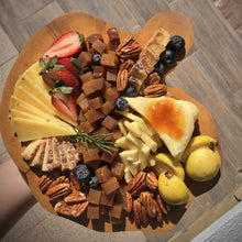 Cargar imagen en el visor de la galería, Tabla de Quesos y Ate de Membrillo Mediana