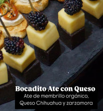 Cargar imagen en el visor de la galería, Platón de Bocaditos variados

