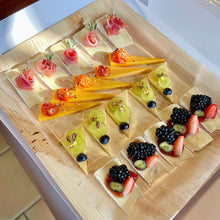 Cargar imagen en el visor de la galería, Crostinis - Platón Grande
