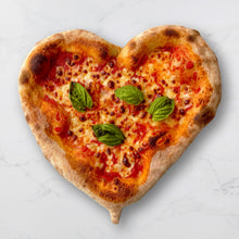Cargar imagen en el visor de la galería, Kit Cena Romántica - Valentine's Edition
